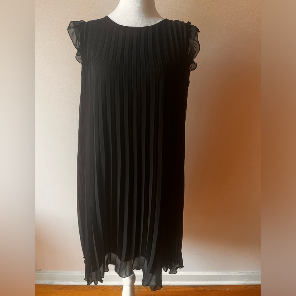 CeCe Sleeveless Pleated Dress XL